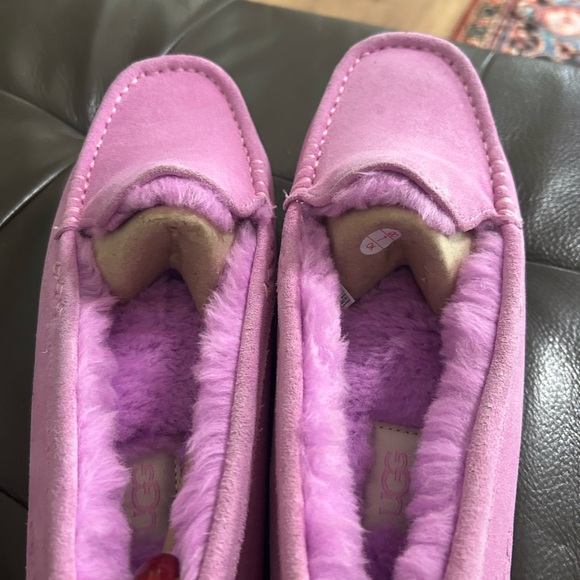 UGG Pink Women's Slippers - Picture 8 of 9